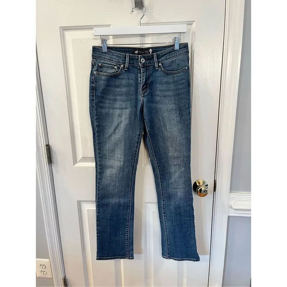 Levi’s Slight Curve Classic Rise Straight Fit Jeans sz 4 EUC